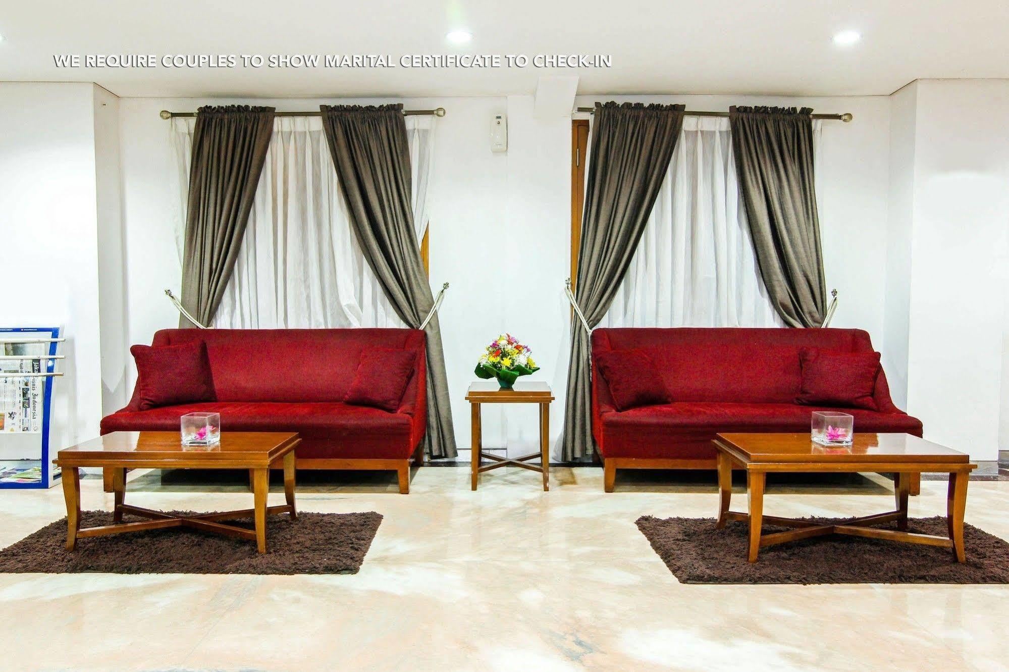 Zen Premium Menteng Syariah Yakarta Exterior foto
