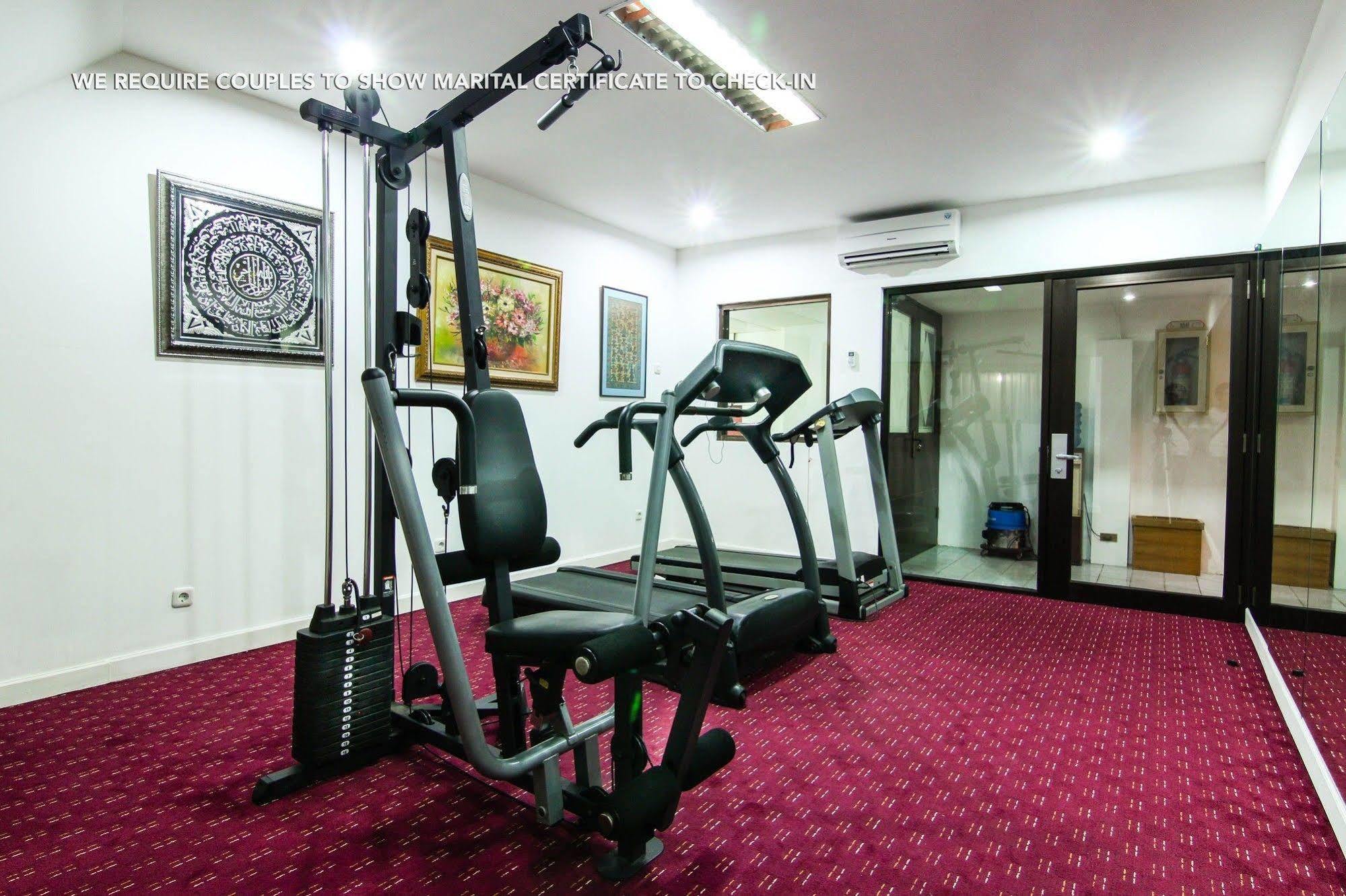 Zen Premium Menteng Syariah Yakarta Exterior foto
