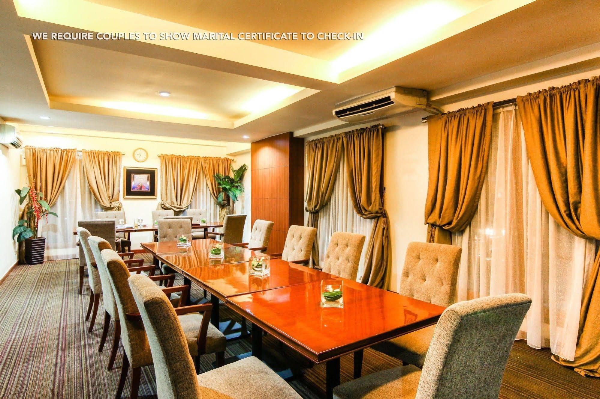 Zen Premium Menteng Syariah Yakarta Exterior foto